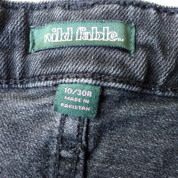 Wild Fable Black Jean Shorts Distressed | Size 10/30R - Picture 4 of 6